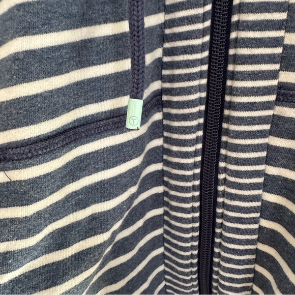 Talbots Zip Up Hoodie Blue & White Nautical Striped Front Pockets Coastal Size L - Picture 4 of 10